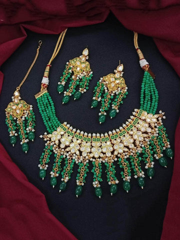 Ishhaara Vali Gleam Necklace Set