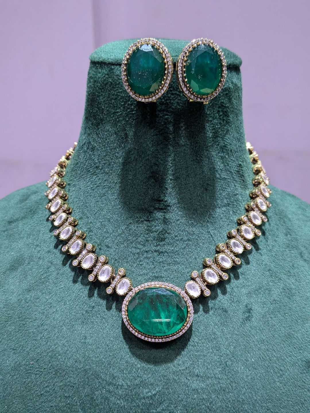 Ishhaara Green Victorian Doublet Stone Studded Choker Necklace