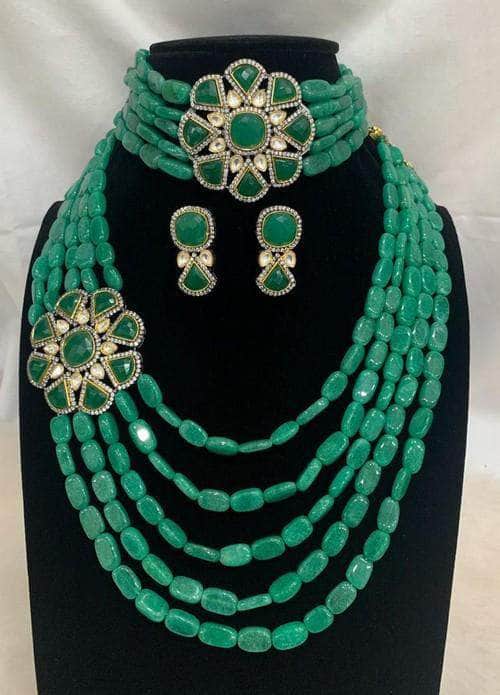 Ishhaara Green Victorian Pendant Long And Short Necklace Set