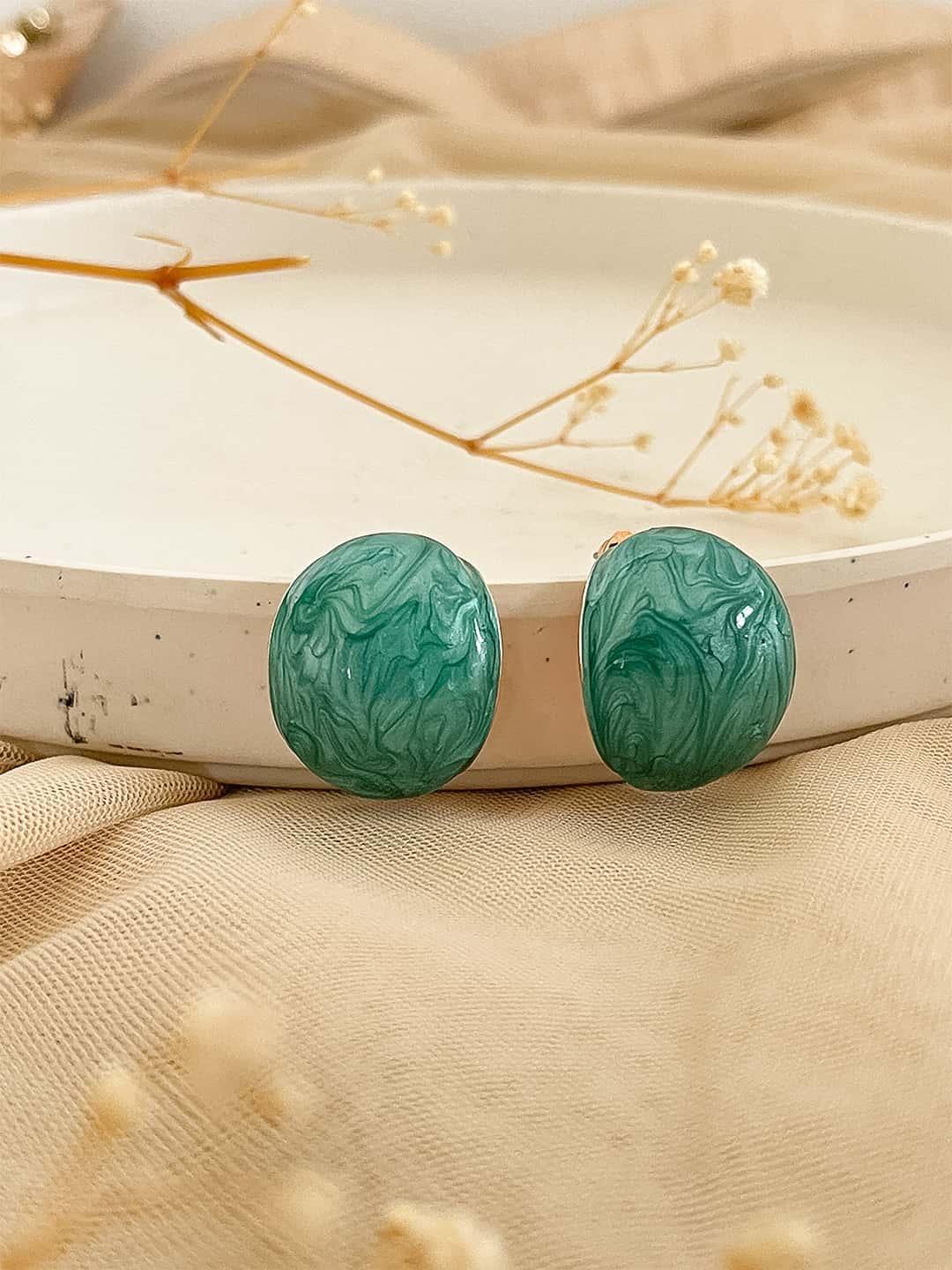 Ishhaara Vintage Cuff Earrings