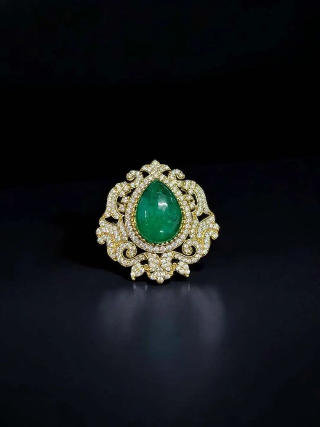 Ishhaara Green Vintage Moonstone Style Brooch