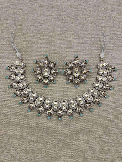 Ishhaara Vintage Sparkle Necklace