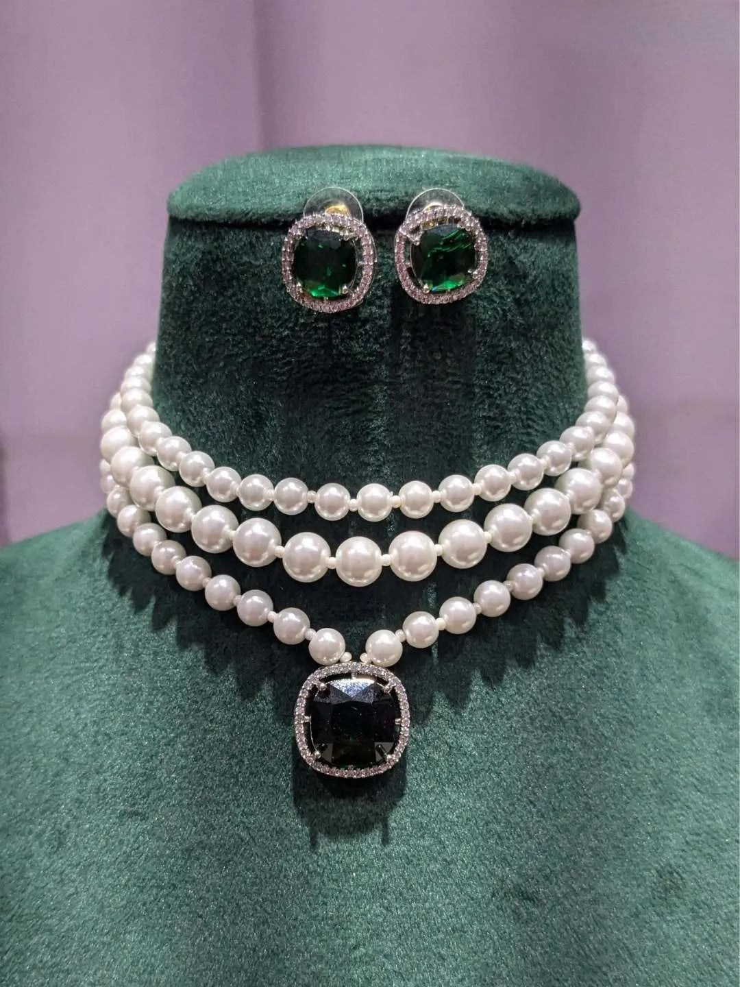 Ishhaara Green Vintage Triple Layered Pearl Choker Necklace