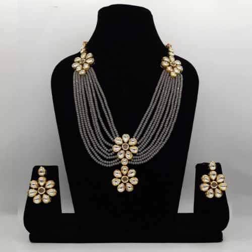 Ishhaara Grey Double Flower Motif Onex Necklace Set