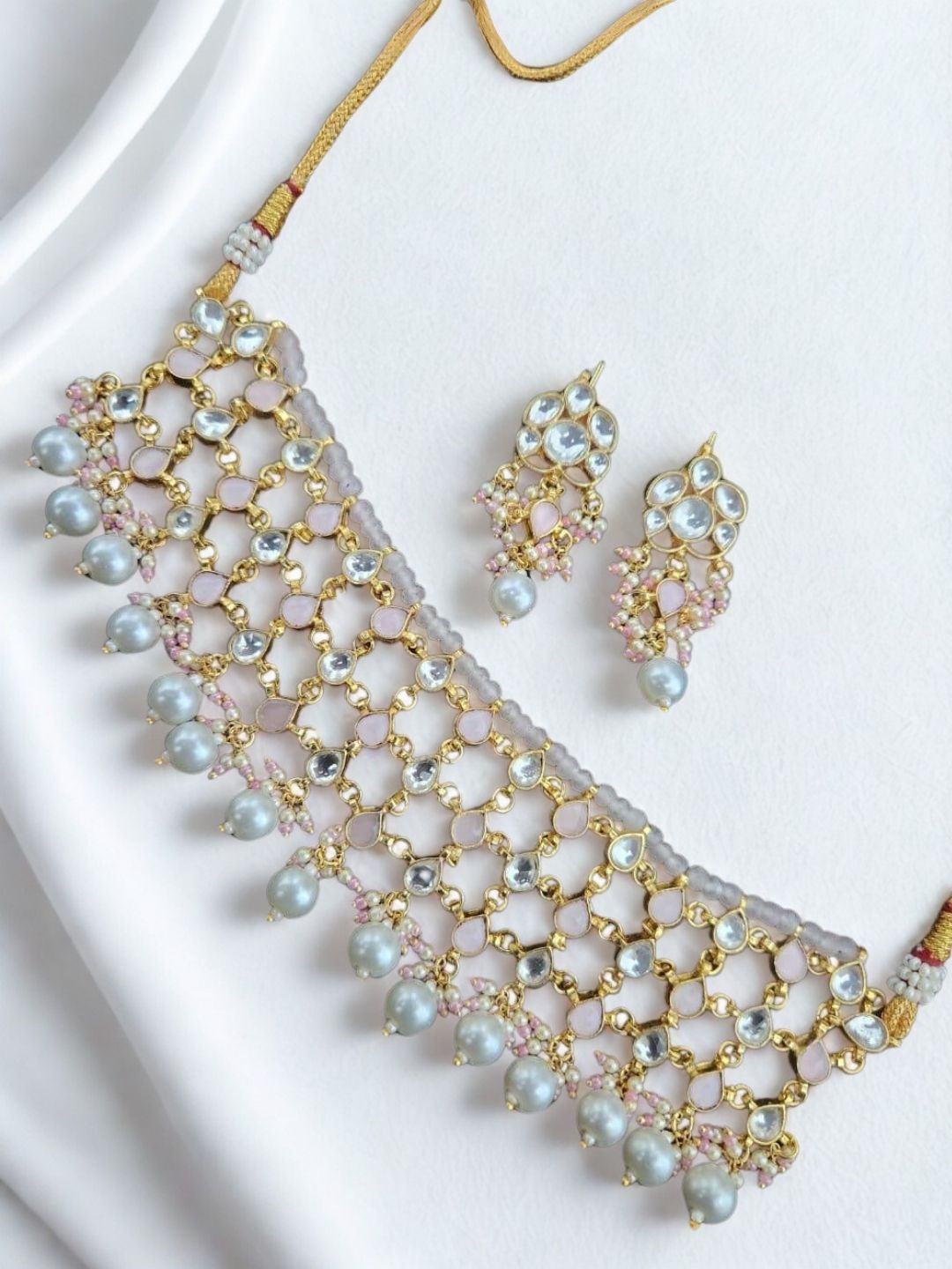 Ishhaara Grey Jadau Kundan Embellished Choker Necklace Set