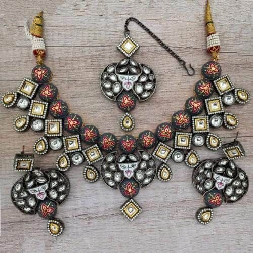 Ishhaara Grey Meena AD Dual Tonned Necklace Set