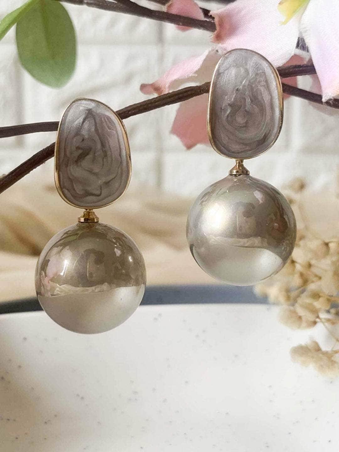 Ishhaara Pearl Drop Earrings