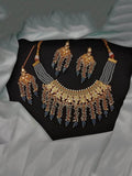 Ishhaara Vali Gleam Necklace Set