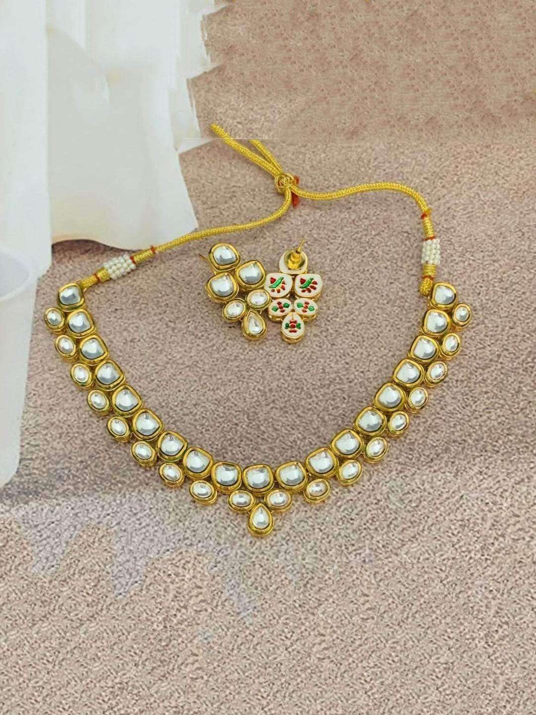 Ishhaara Gritty Kundan Necklace