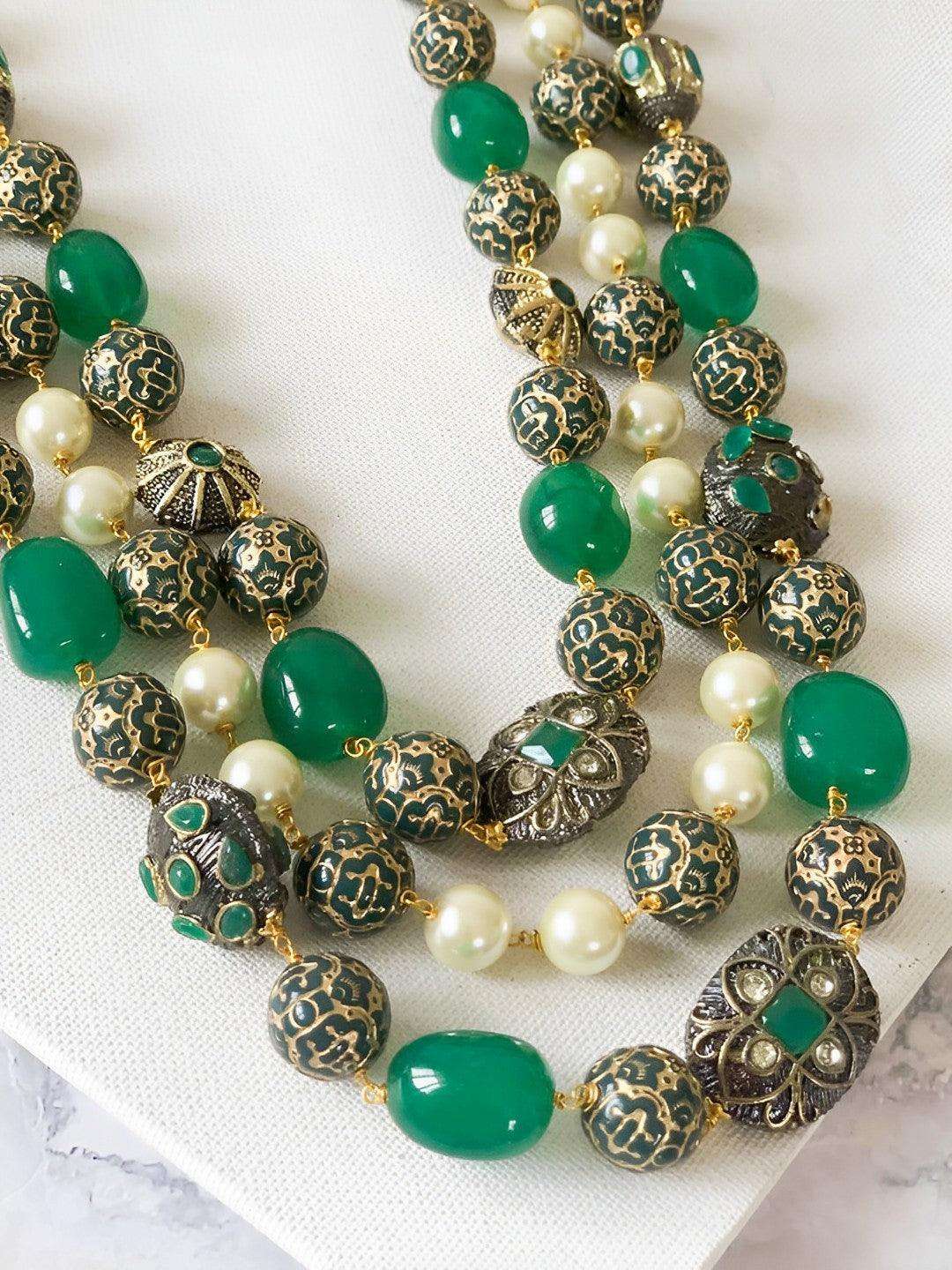 Ishhaara Gunmetal Oval Necklace