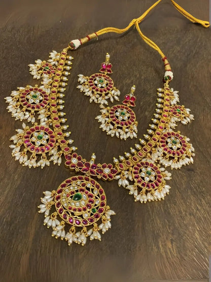 Ishhaara Guttapusalu Peacock Kundan Choker Necklace