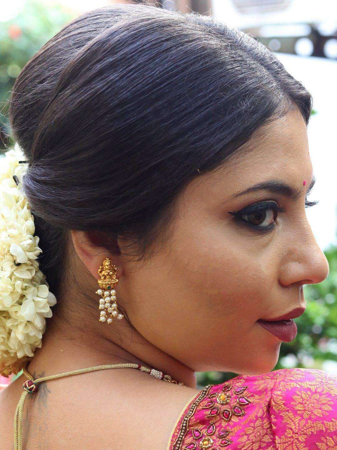 Ishhaara Half Cheed And Half Antique Necklace Temple Jewellery Set
