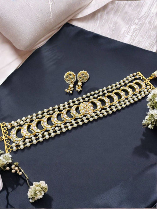 Ishhaara Half Moon Polki Necklace