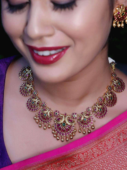 Ishhaara Halfmoon Kempu Jewellery Set