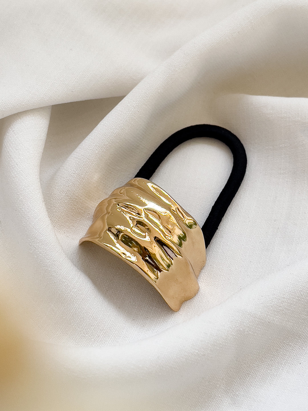 Ishhaara Hammered Stainless Steel Rubber Band