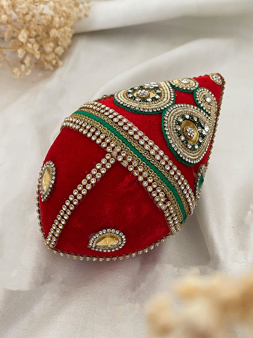 Ishhaara Hand Work Decorated Coconut Shagun Nariyal