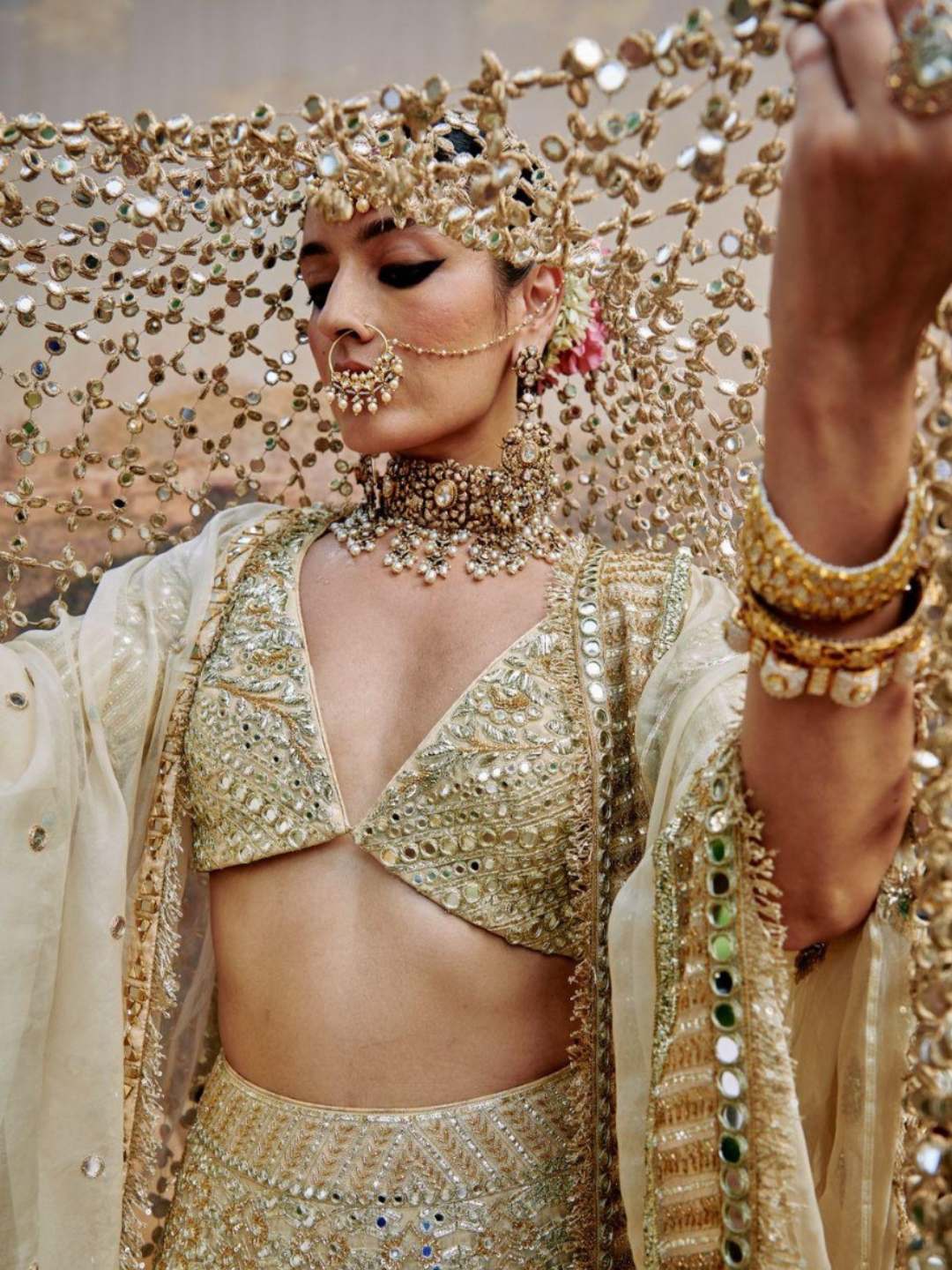 Ishhaara Handcrafted Heavy Bridal Veil Dupatta