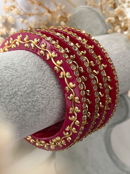Ishhaara Handcrafted Kundan Studded Rajwadi Bangles