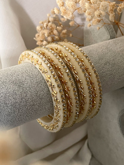 Ishhaara Handcrafted Kundan Studded Rajwadi Bangles