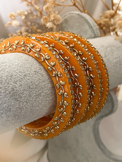 Ishhaara Handcrafted Kundan Studded Rajwadi Bangles