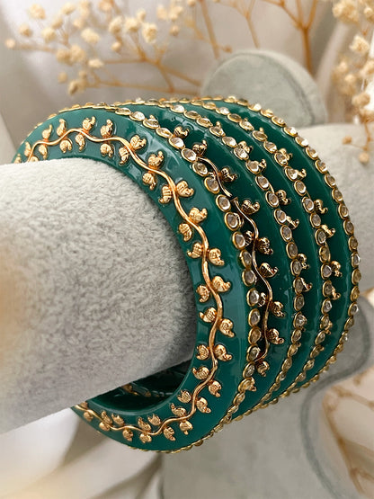 Ishhaara Handcrafted Kundan Studded Rajwadi Bangles