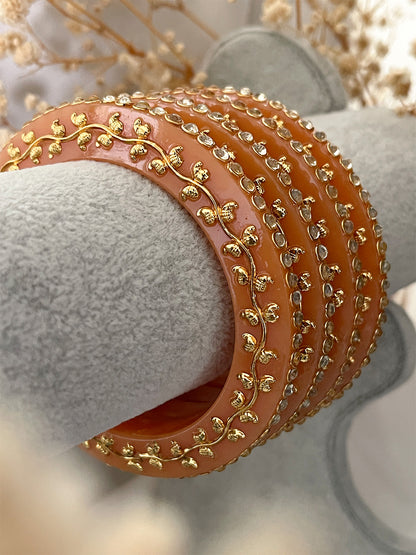 Ishhaara Handcrafted Kundan Studded Rajwadi Bangles