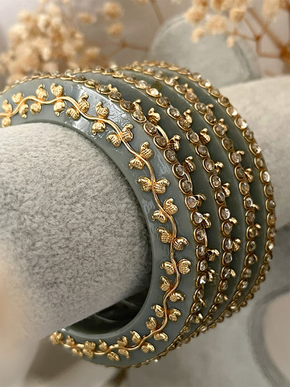 Ishhaara Handcrafted Kundan Studded Rajwadi Bangles