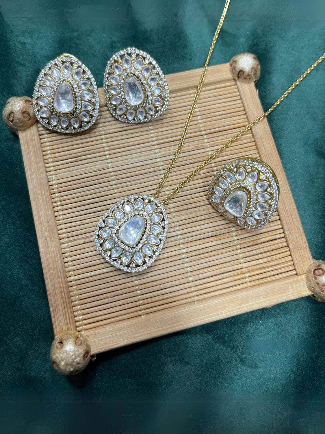 Ishhaara Handcrafted White Moissanite Polki Necklace