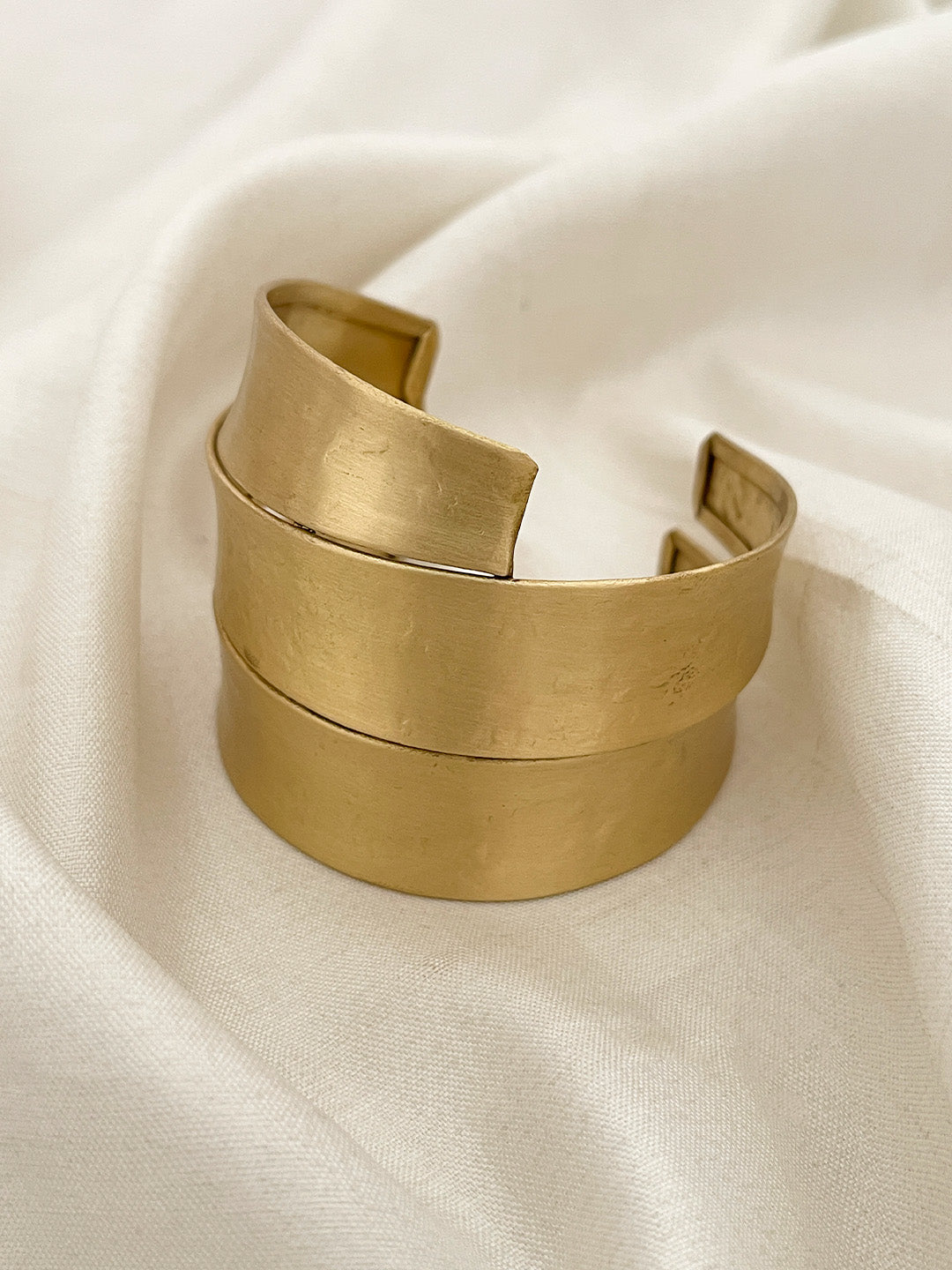 Ishhaara Handmade Brass Cuff