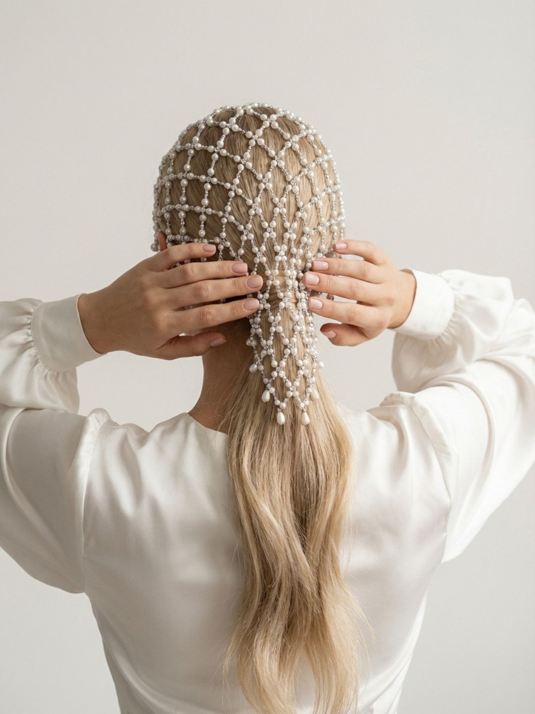 Ishhaara Handmade Faux Pearls Beaded Head Chain