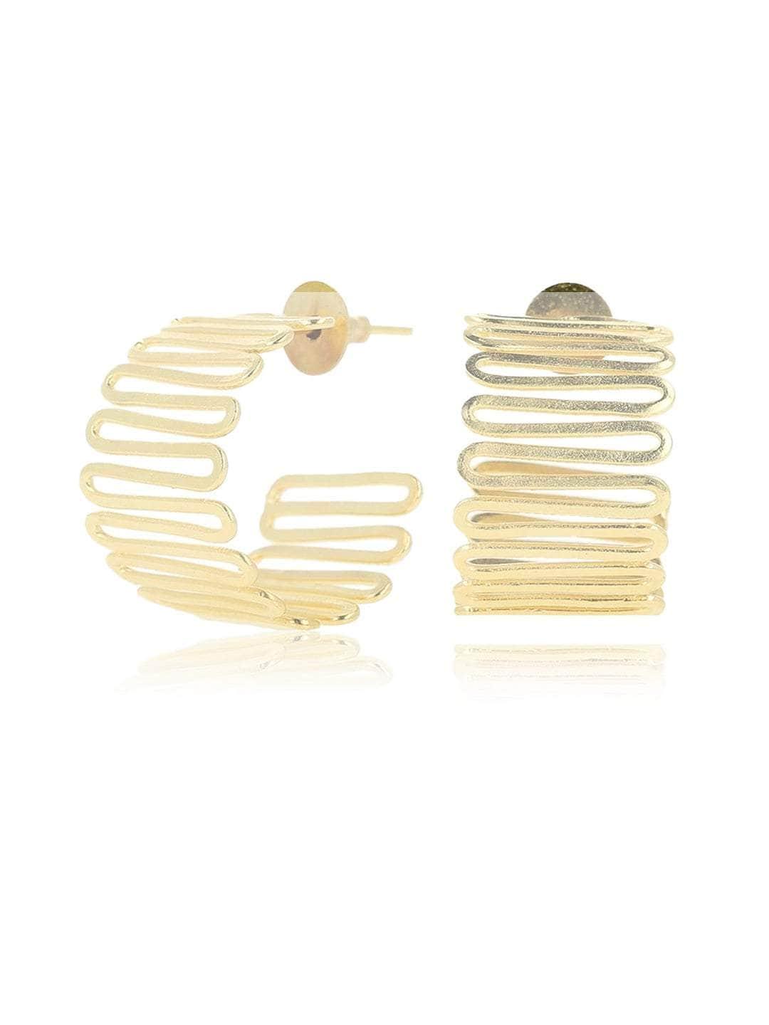 Ishhaara Hansika Motwani In Zic Zac Gold Hoops