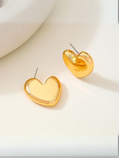 Ishhaara Heart Earring