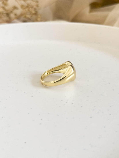 Ishhaara Heart Signet Ring