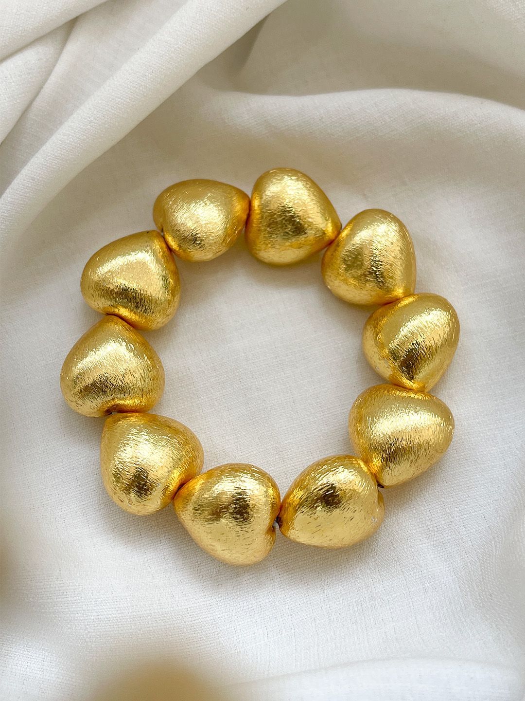 Ishhaara Heart Throb Bracelet