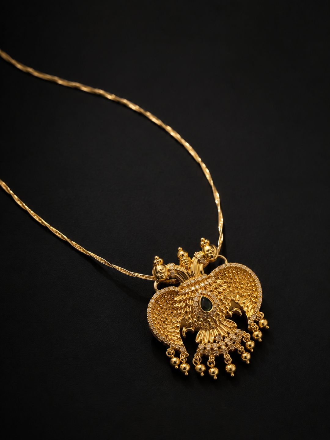 Ishhaara Heritage Garuda Pendant Necklace