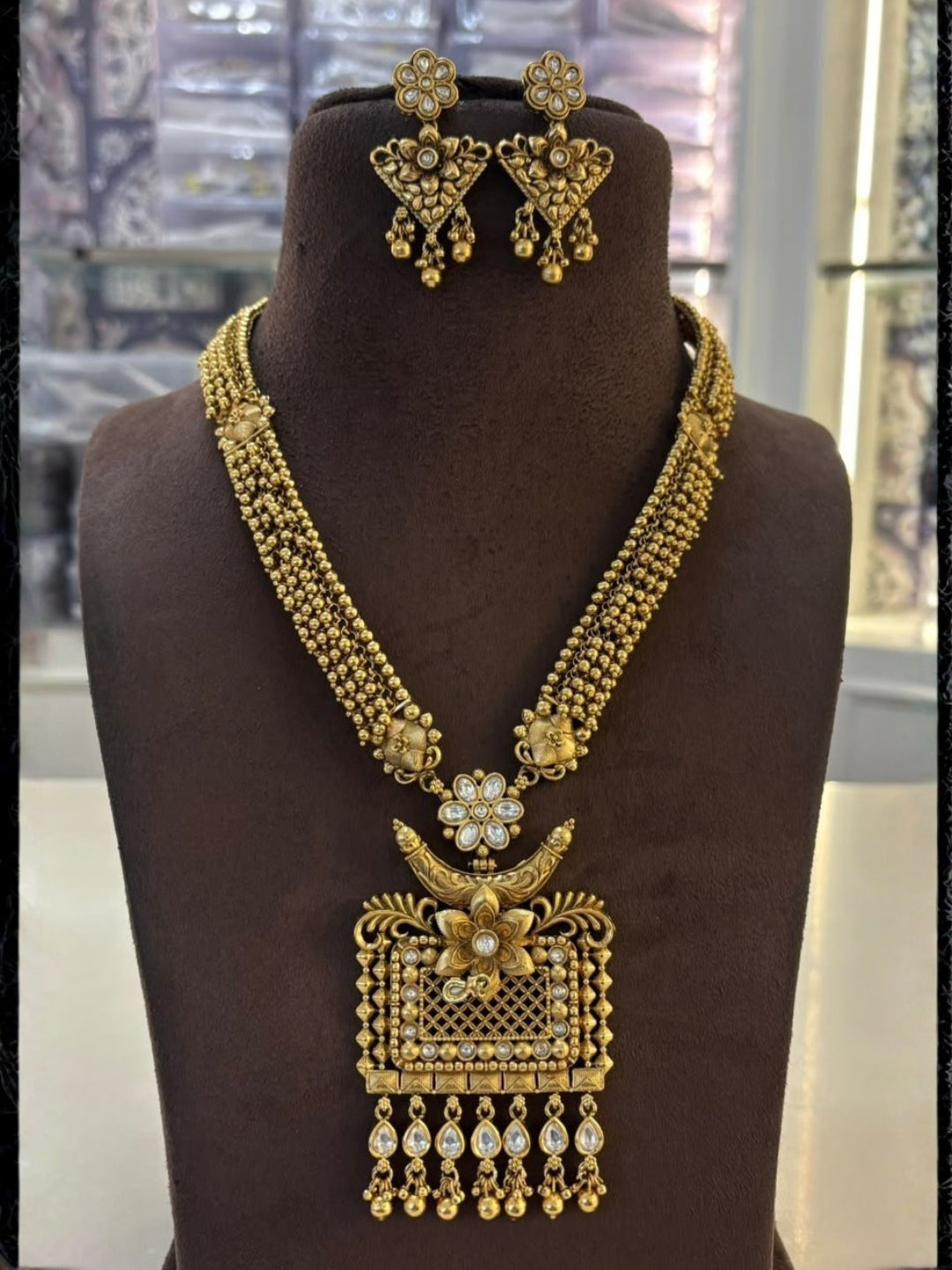 Ishhaara Heritage Long Necklace