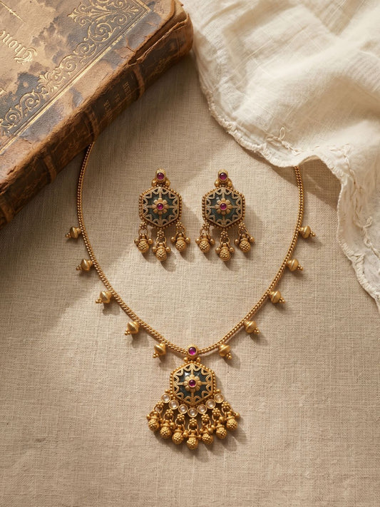 Ishhaara Heritage Pendant Set