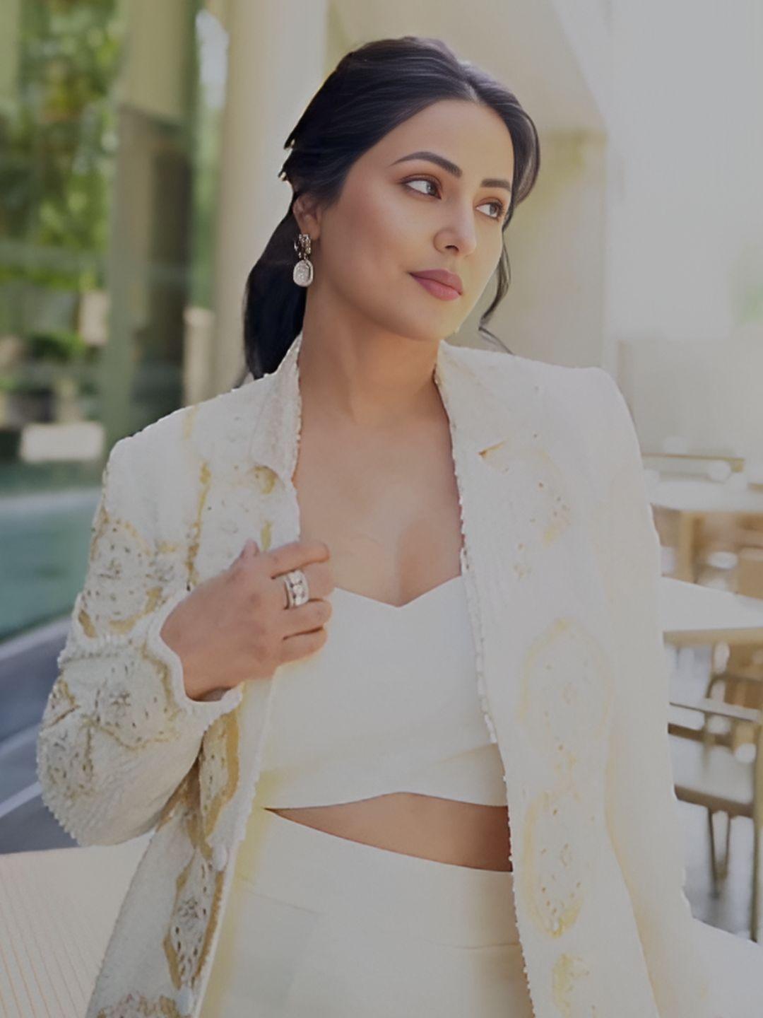 Ishhaara Hina Khan In Classic Polki Stone Ring White