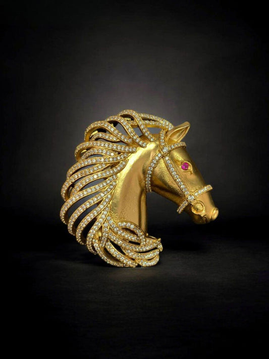 Ishhaara Horse Head Brooch
