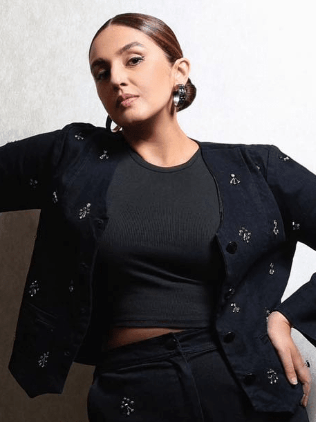 Ishhaara Huma Qureshi In Bejeweled Hoops