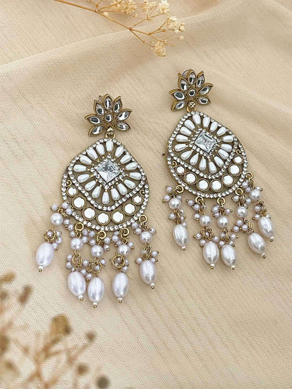 Ishhaara Indo Western Chand Earring