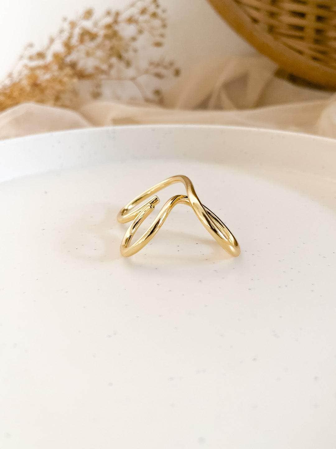 Ishhaara Infinity Ring