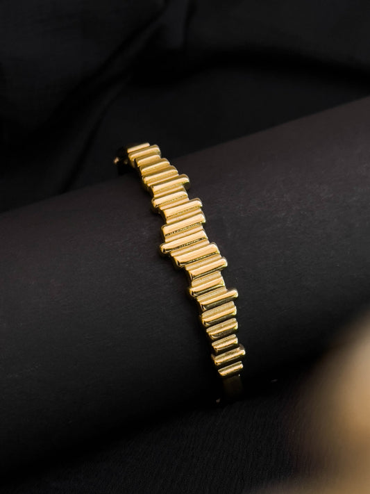 Ishhaara Irregular Geometric Stainless Steel Kada