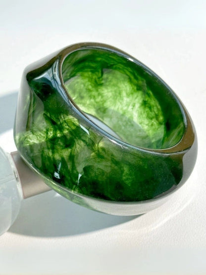 Ishhaara Irregular Resin Green Bangle