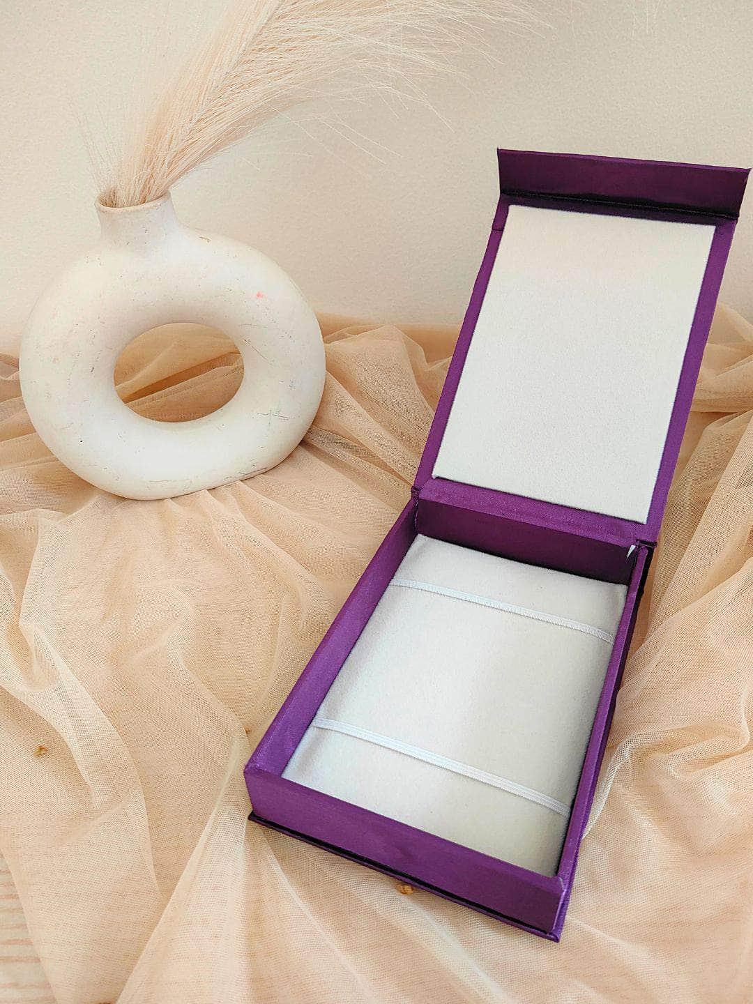 Ishhaara Ishhaara Gift Box Size 1