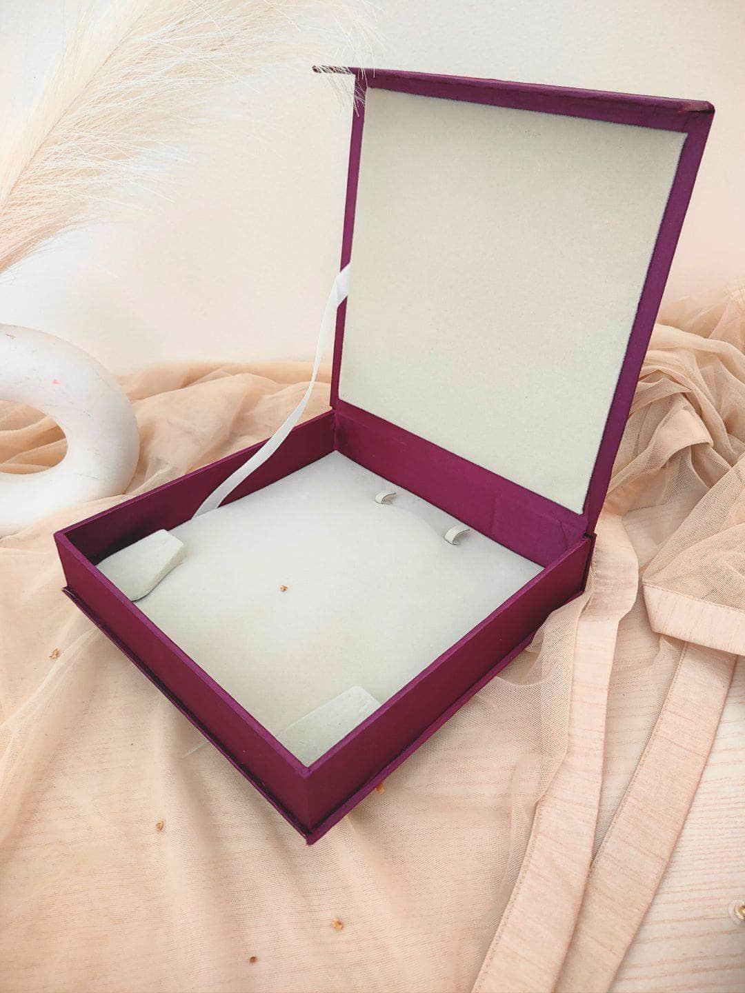 Ishhaara Ishhaara Gift Box Size 2