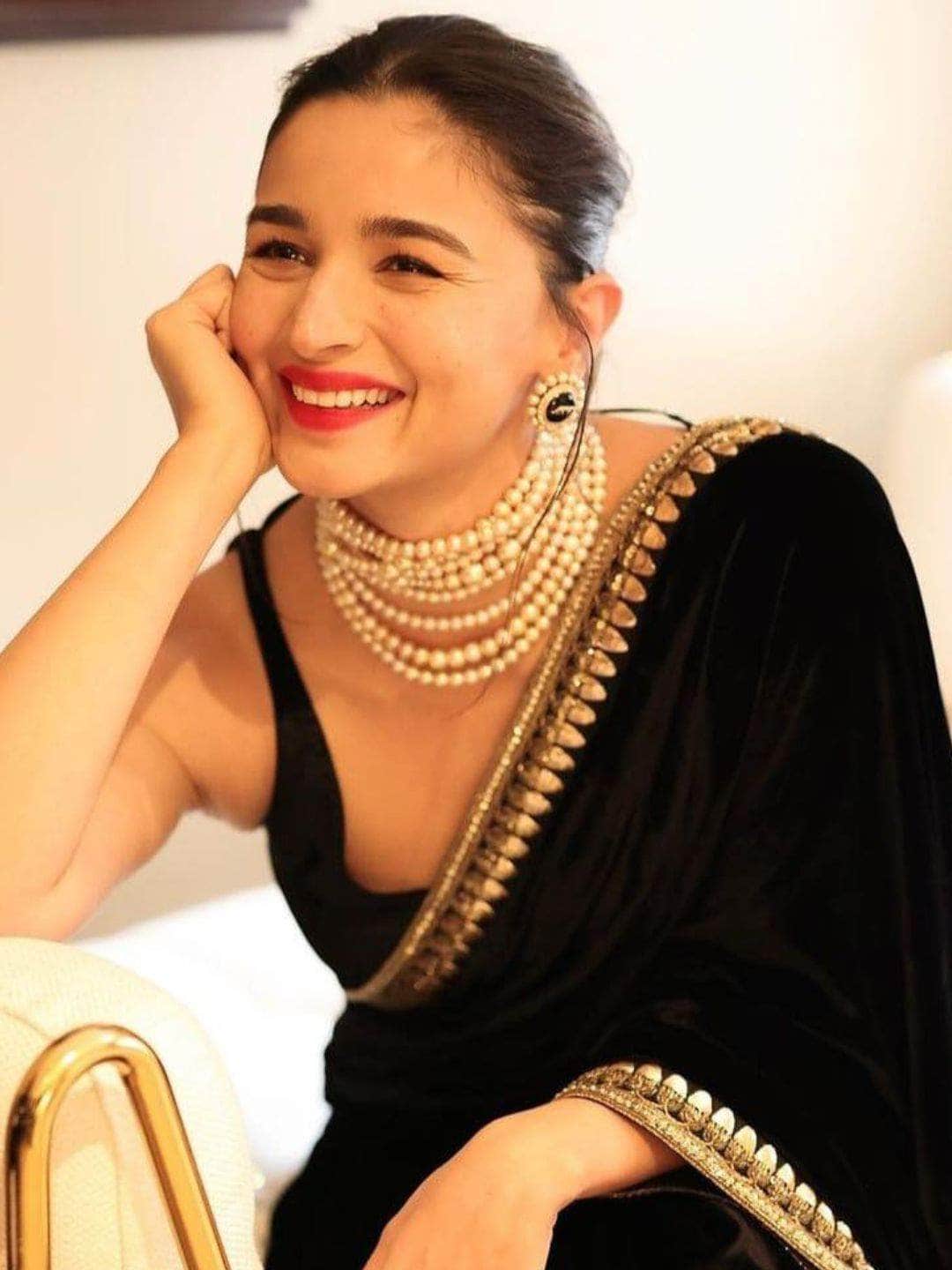 Ishhaara Ivory Alia Bhatt Inspired Multilayered Fresh Water Pearl Necklace
