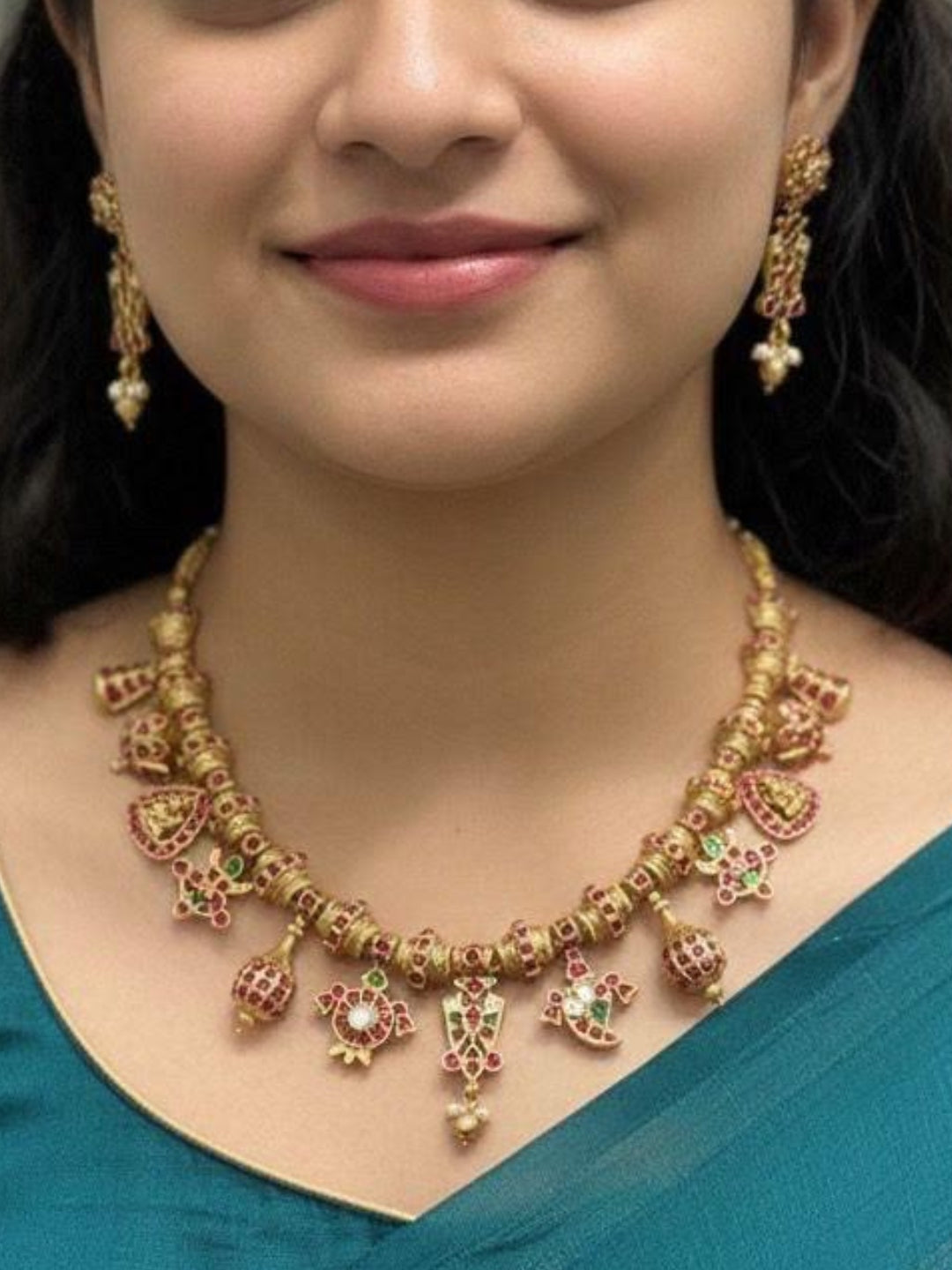 Ishhaara Jadau Antique Necklace Set