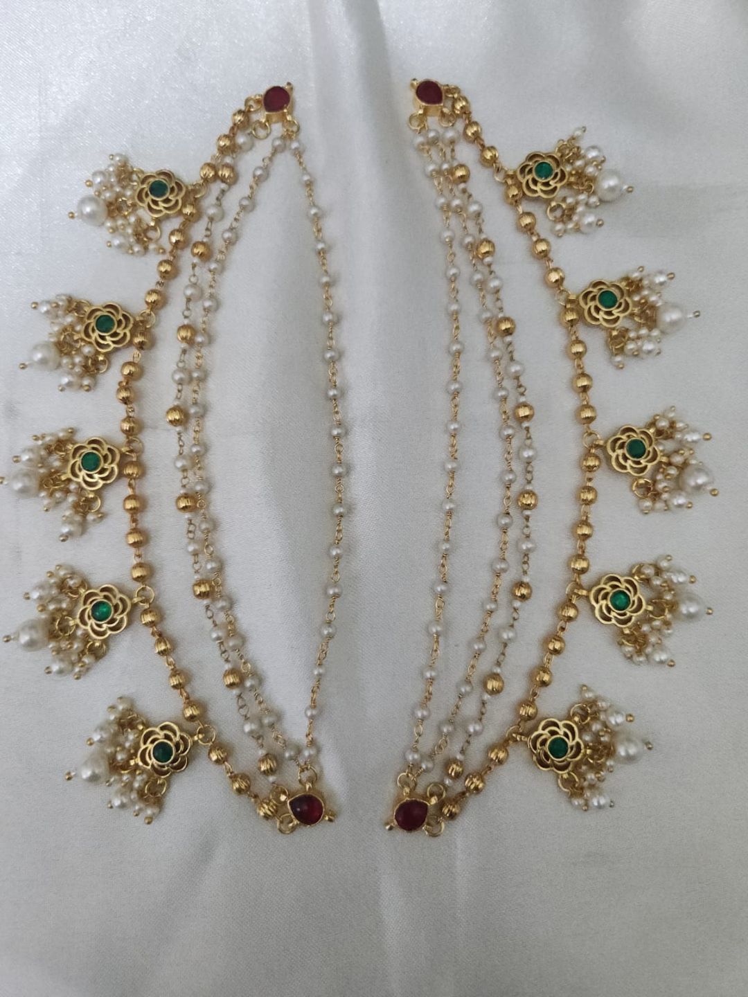 Ishhaara Jadau Kundan And Pearl Layered Earchains