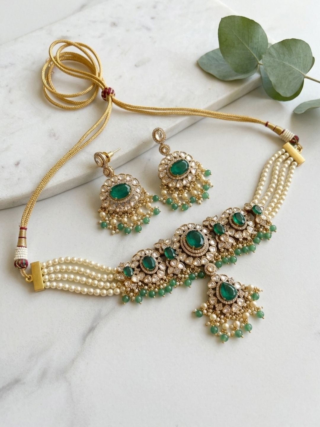 Ishhaara Jadau Kundan Statement Choker
